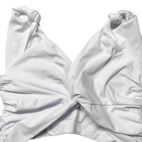 Lioness/ Princess Polly Porto Cervo Tie Up Crop White NWT - Picture 5 of 7